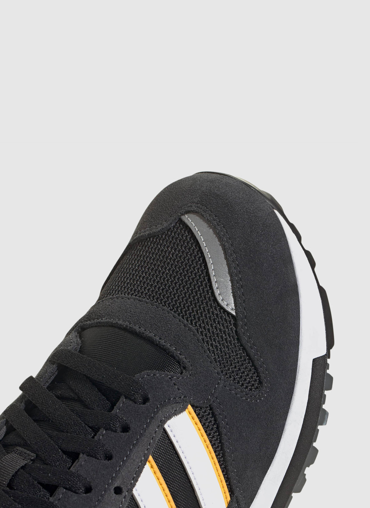 ZX 600 - Crabon/Footwear White