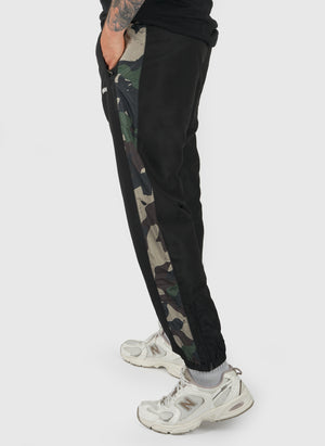 Disruptiv Camo Trackpants - Camo