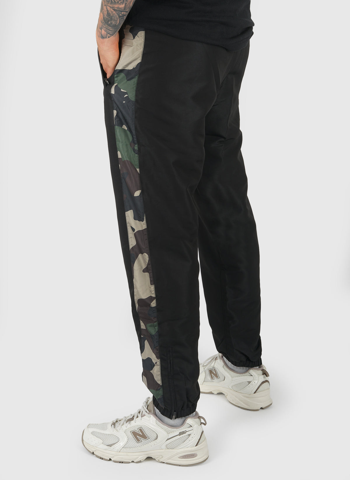 Disruptiv Camo Trackpants - Camo