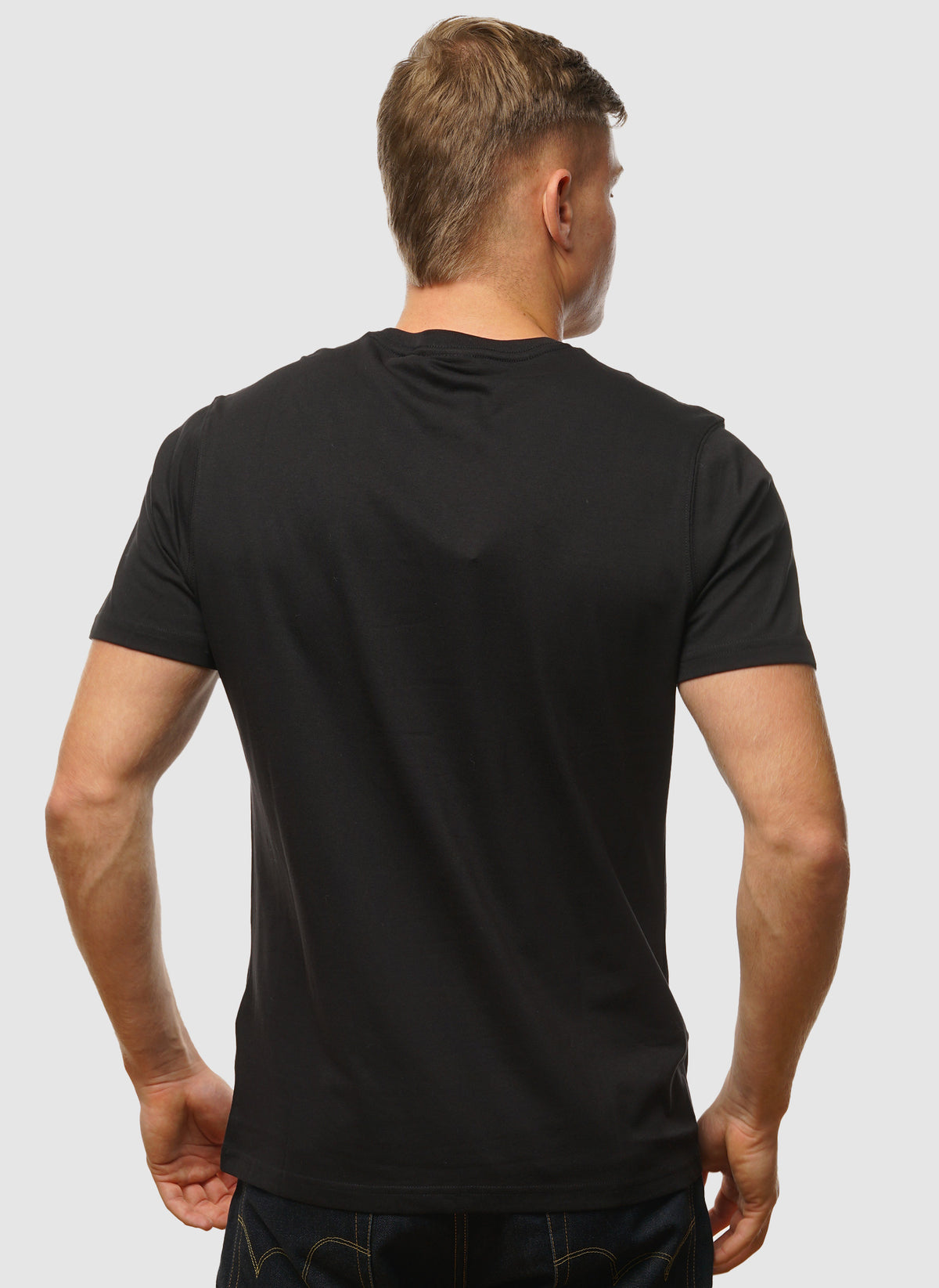 Essential Large Logo T-Shirt - Black