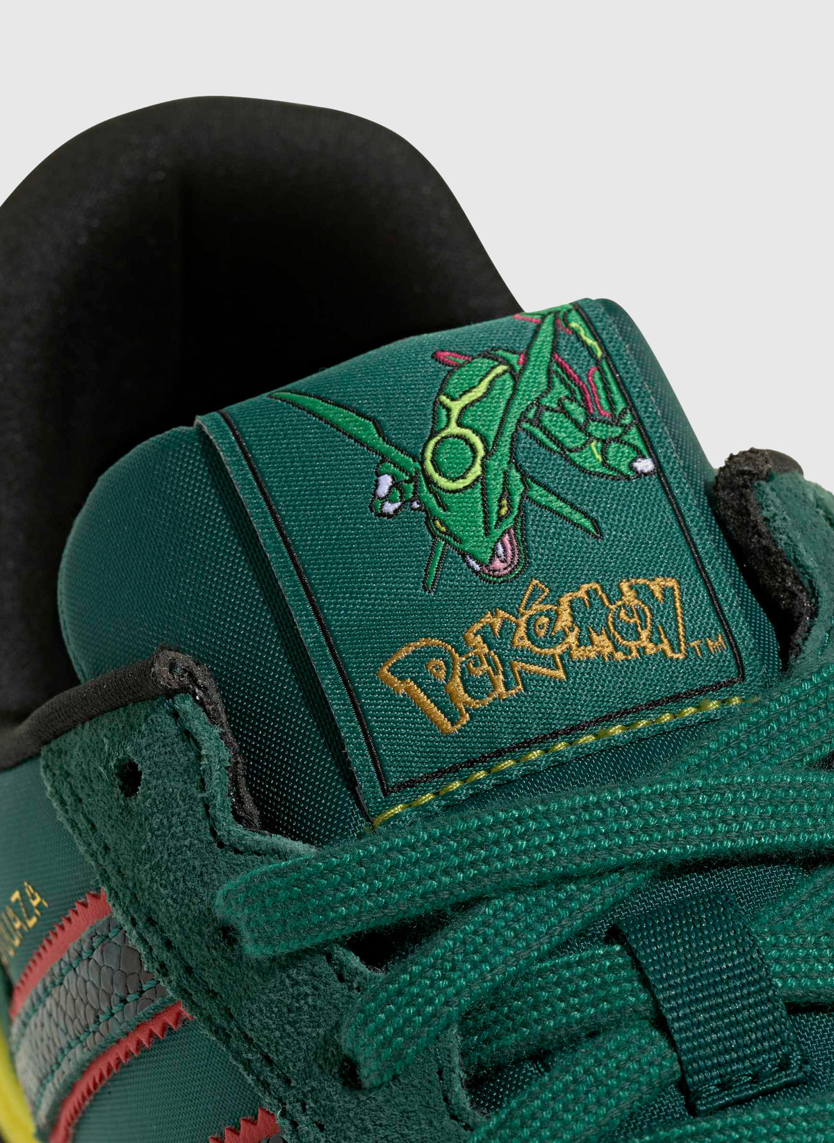 ZX 500 RS Pokémon Rayquaza - Collegiate Green