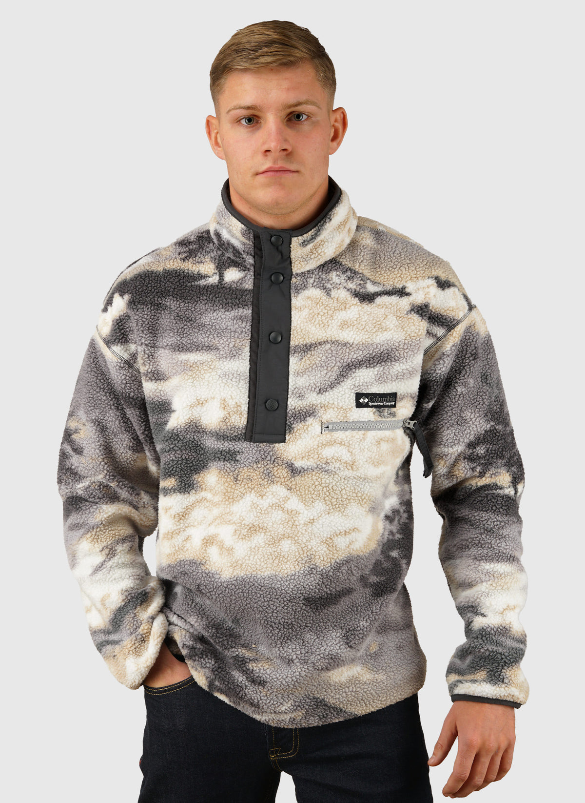 Helvetia II Printed Half Snap Fleece - Shark Dreaming