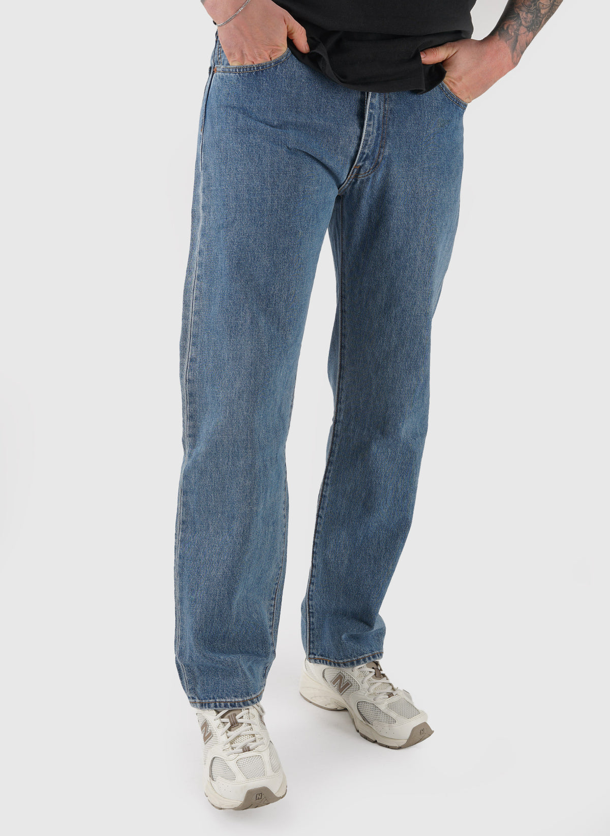 555™ Relaxed Straight Jeans - Blue Essentials