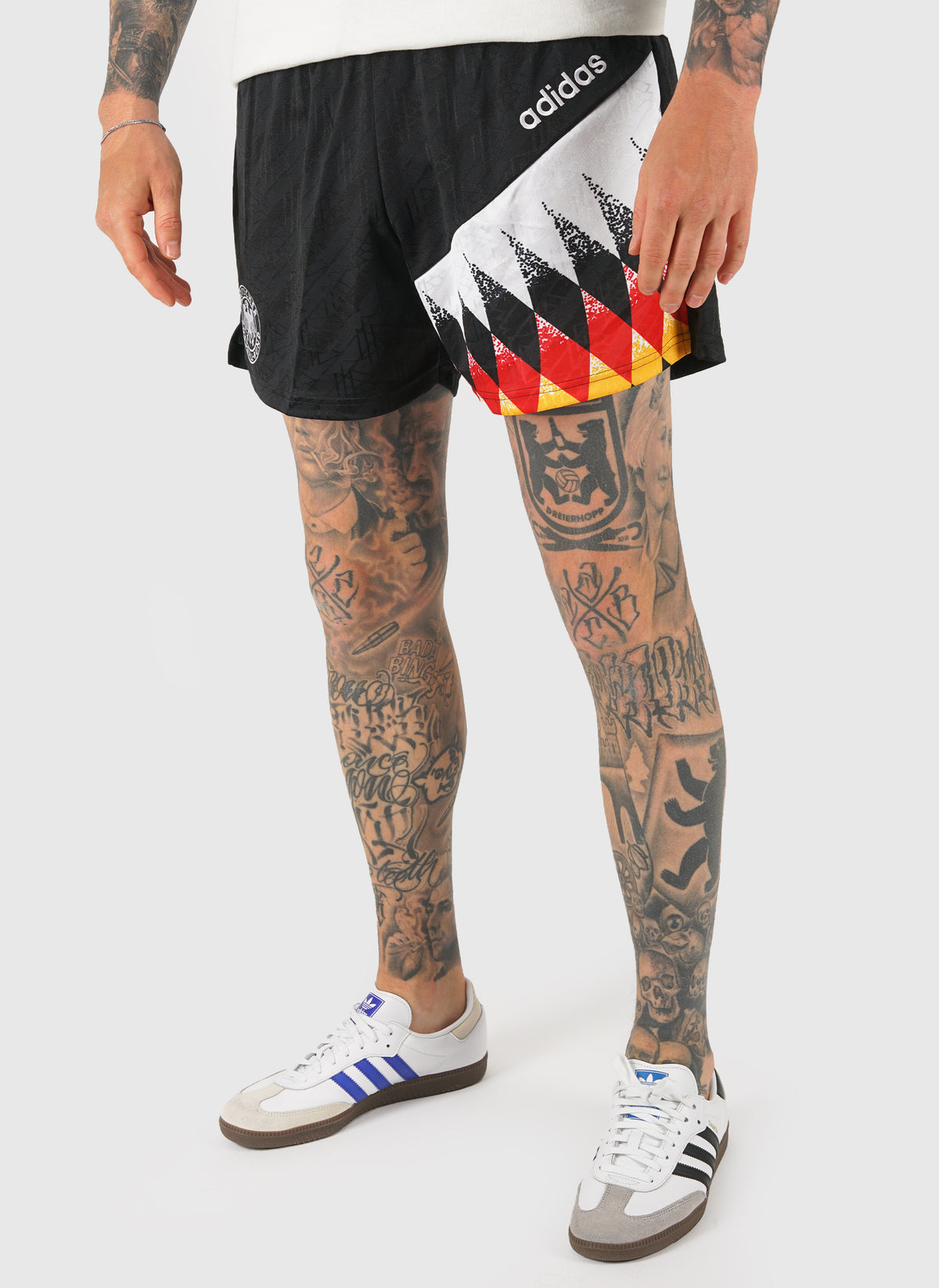 DFB 94 Shorts - Black