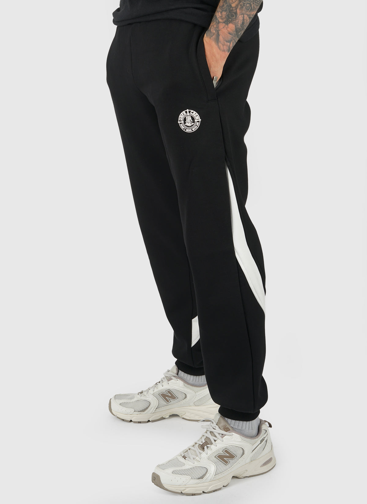 Two Side Panel Sweatpants - Black
