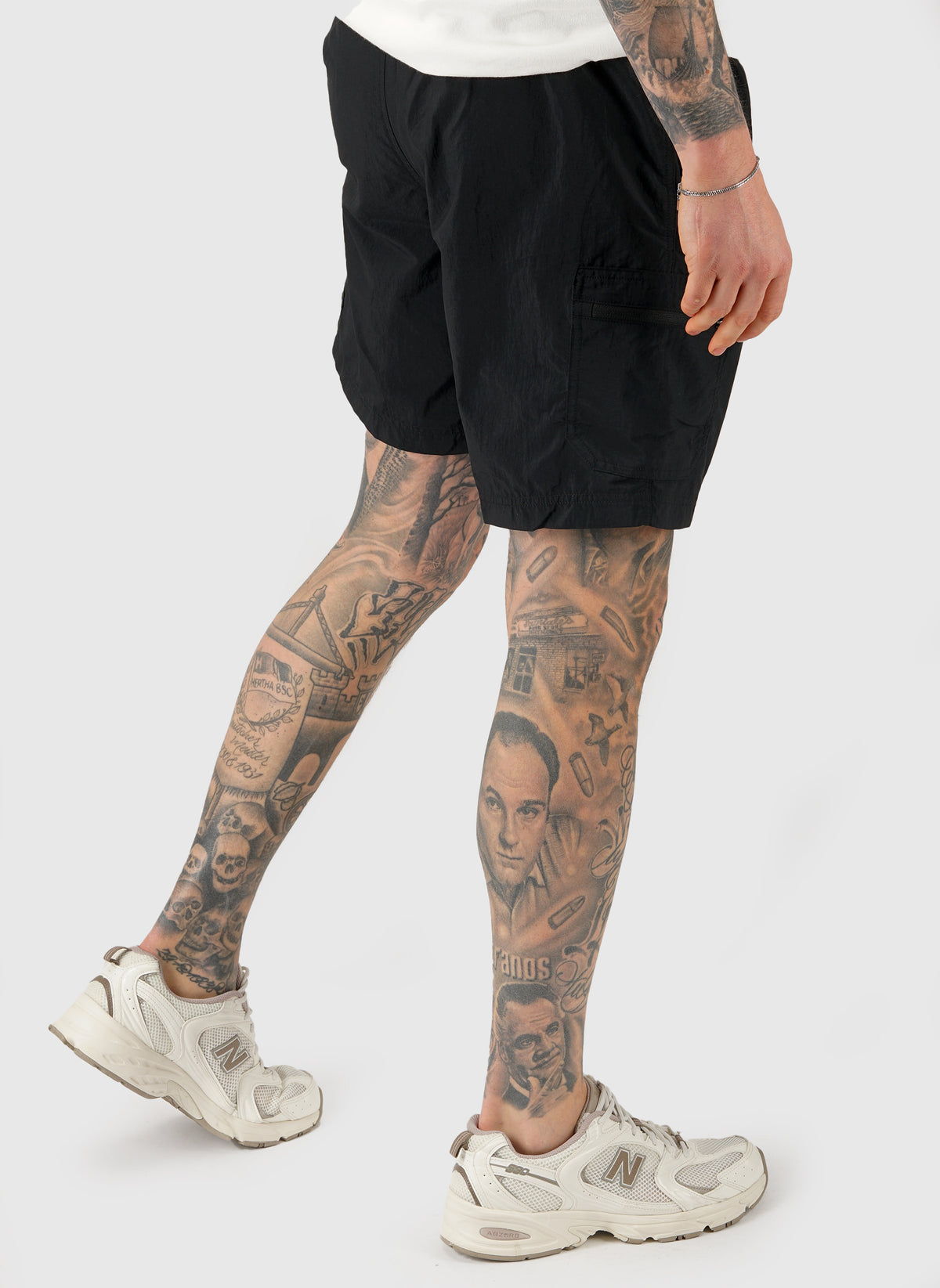 Mountaindale Cargo Short - Black