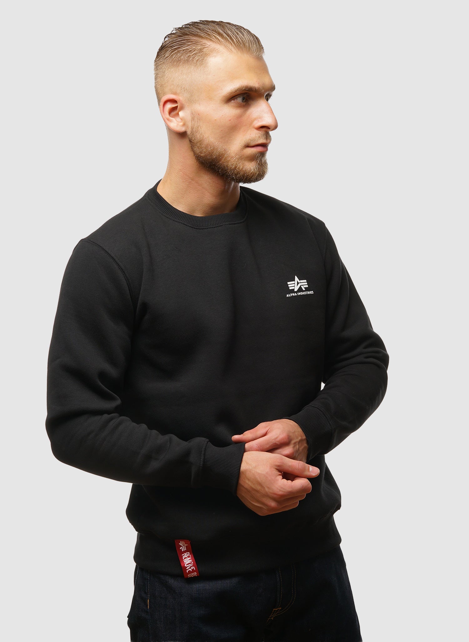 Basic Small Logo Sweatshirt - Black