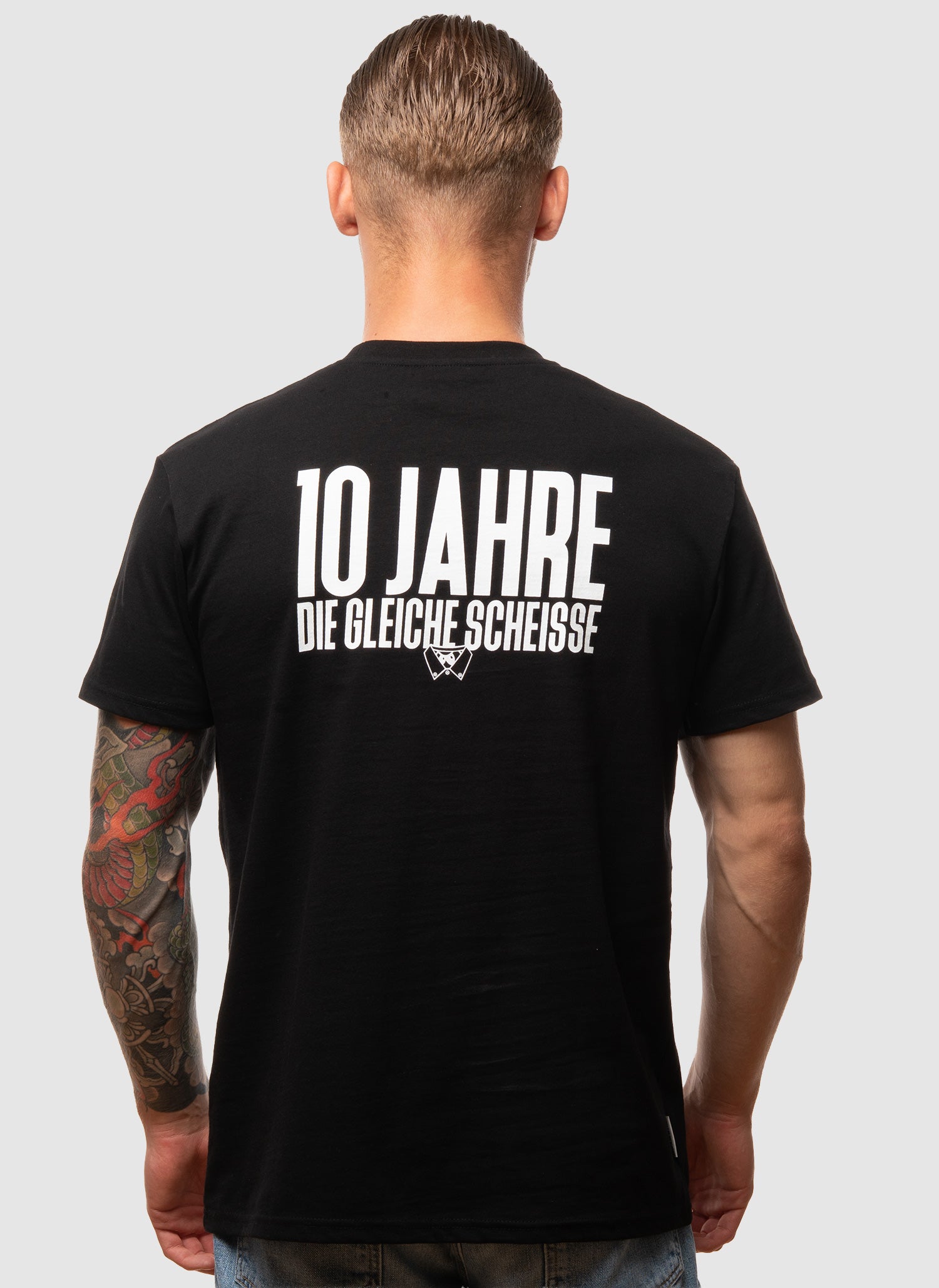 UNFR x TSD 10 Jahre T-Shirt - Black