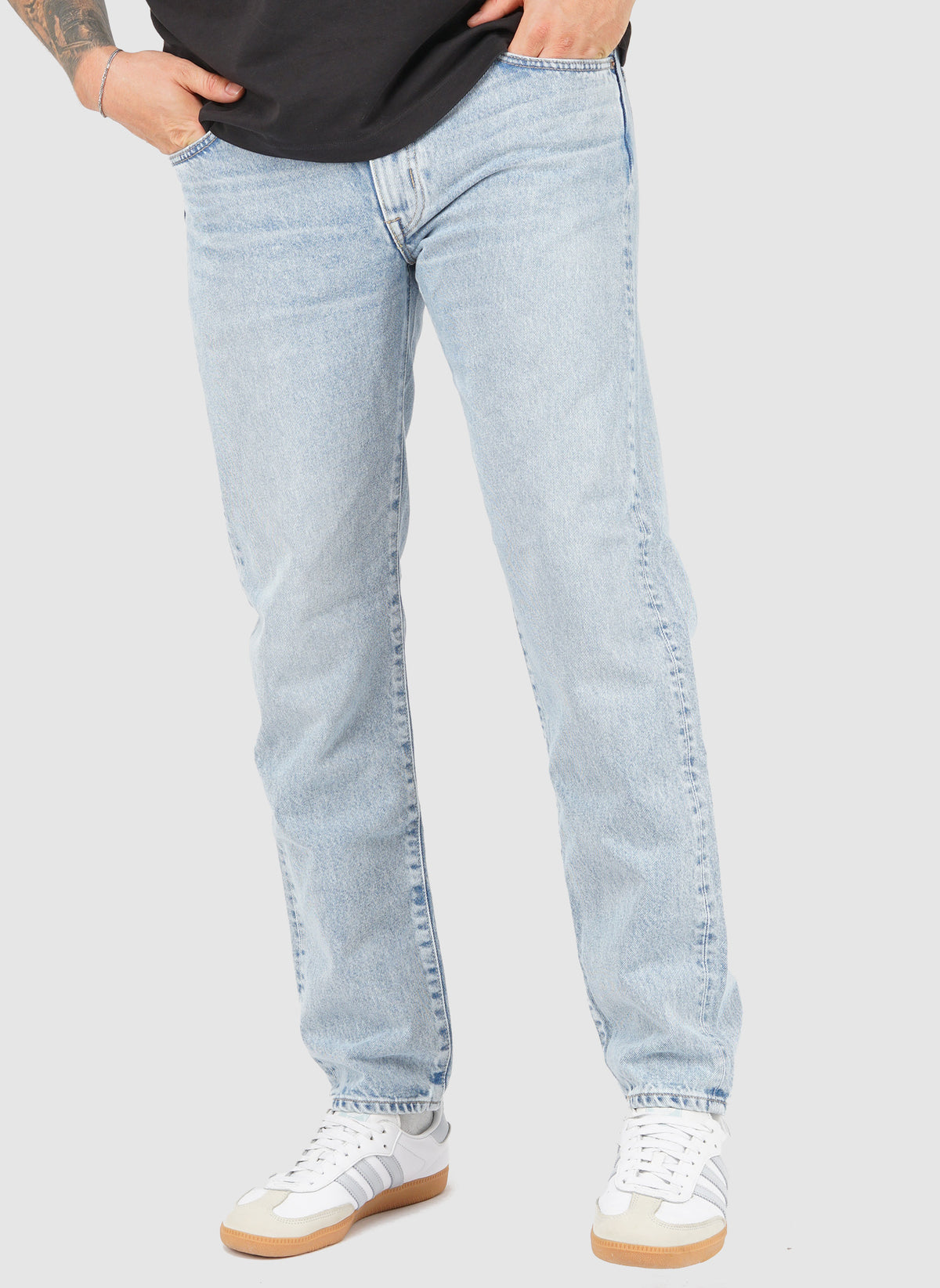 Regular Tapered Stretched Denim - Light Used