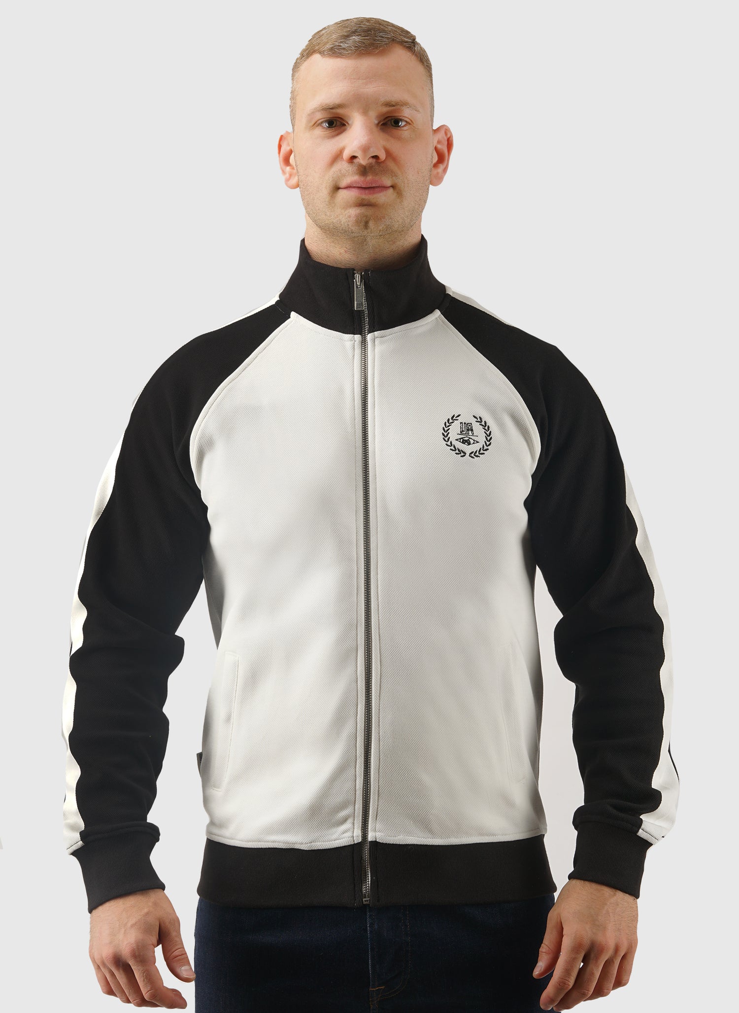 LOTC Tracktop - Black/White