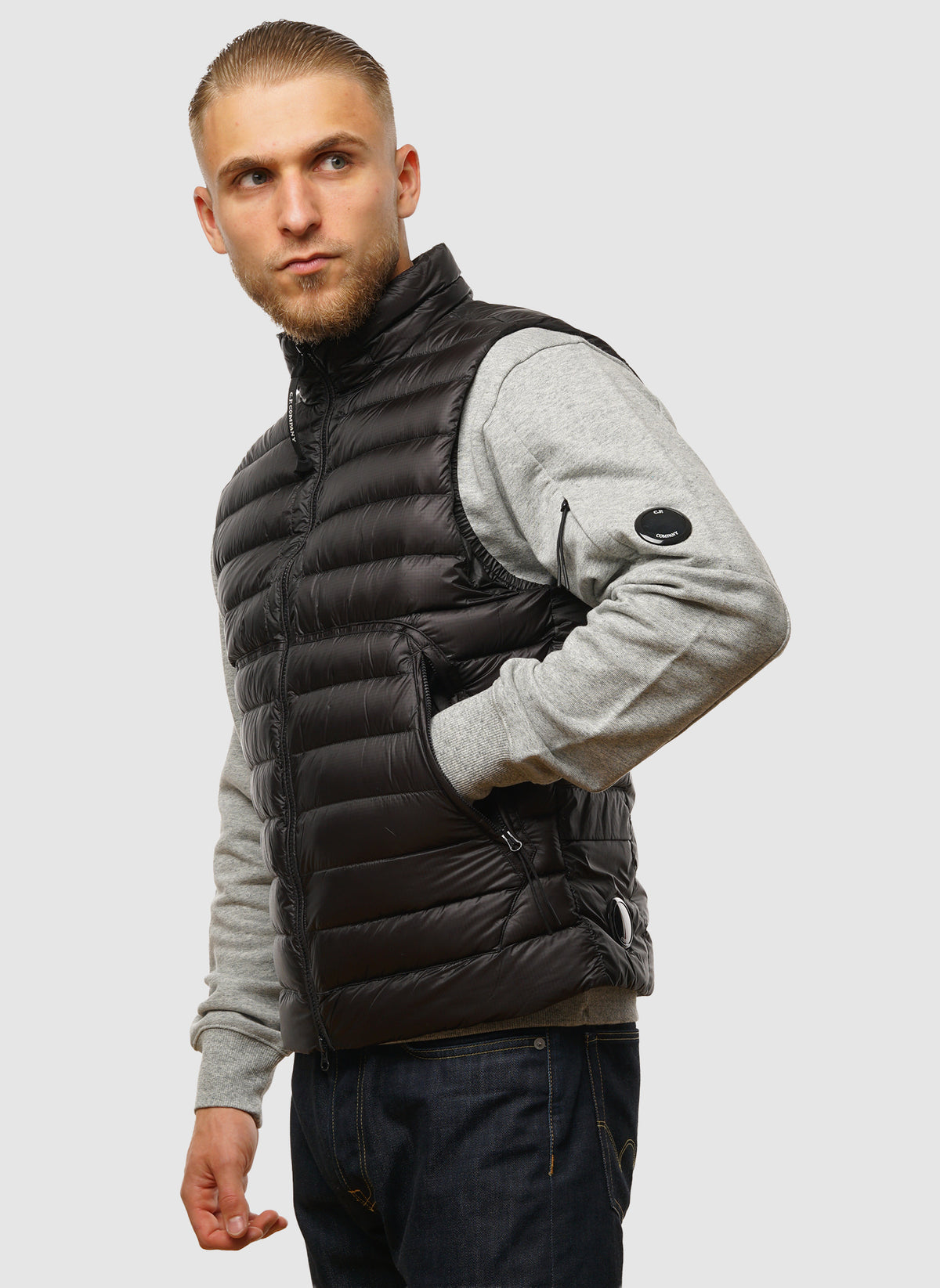 D.D. Shell Lens Vest - Black