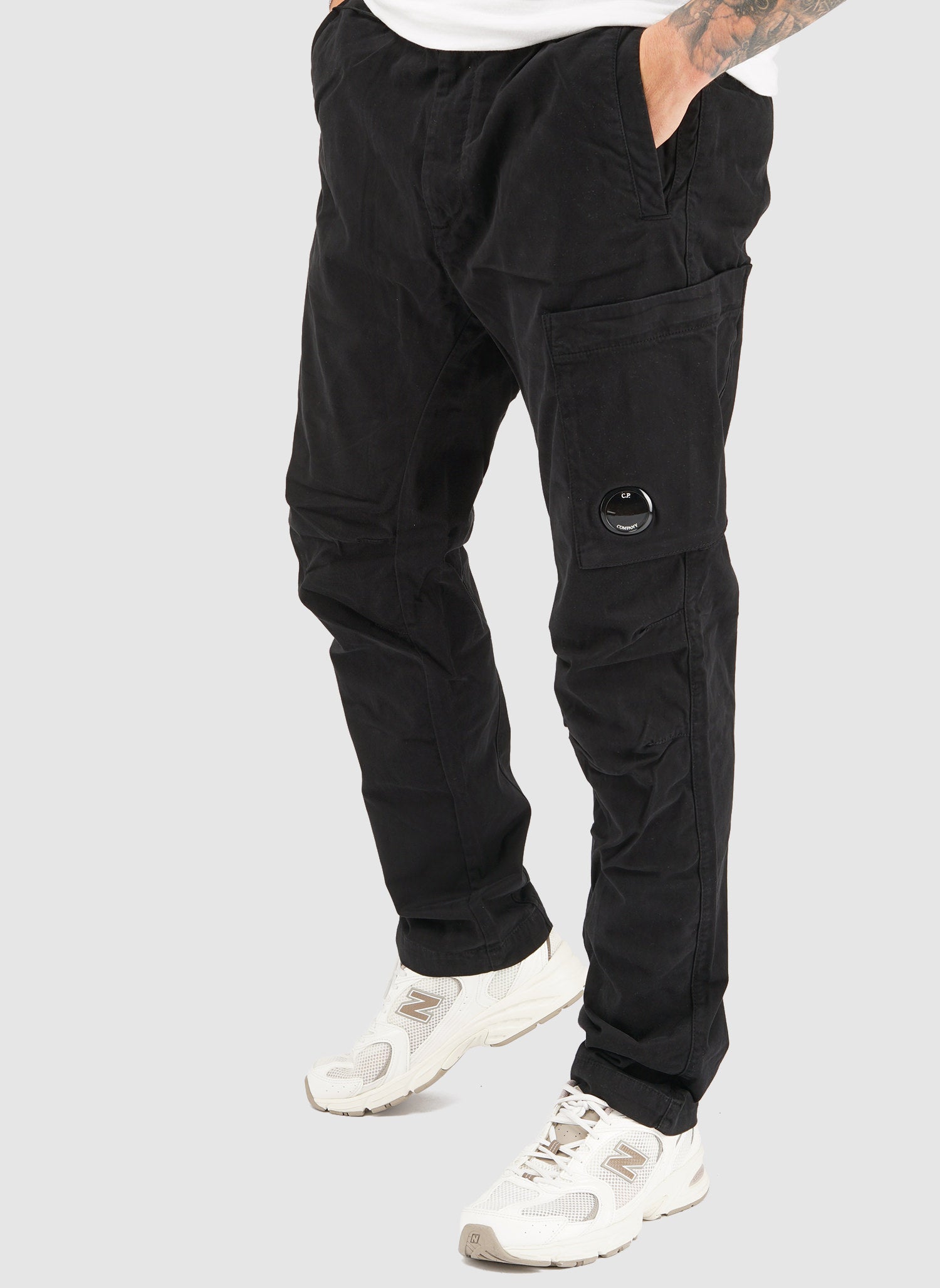 Stretch Sateen Lens Cargo Pants - Black