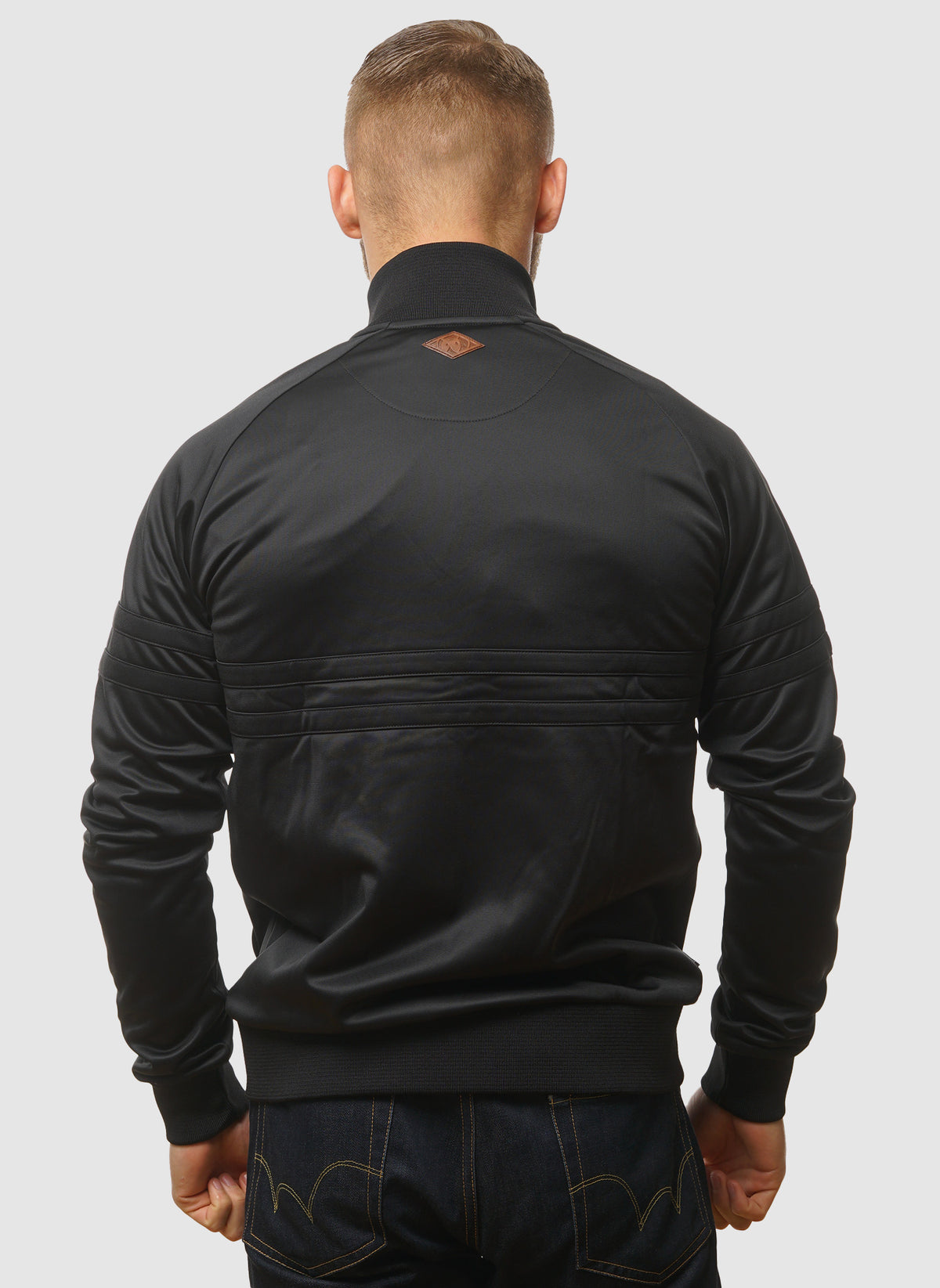 DMWU Tracktop - All Black
