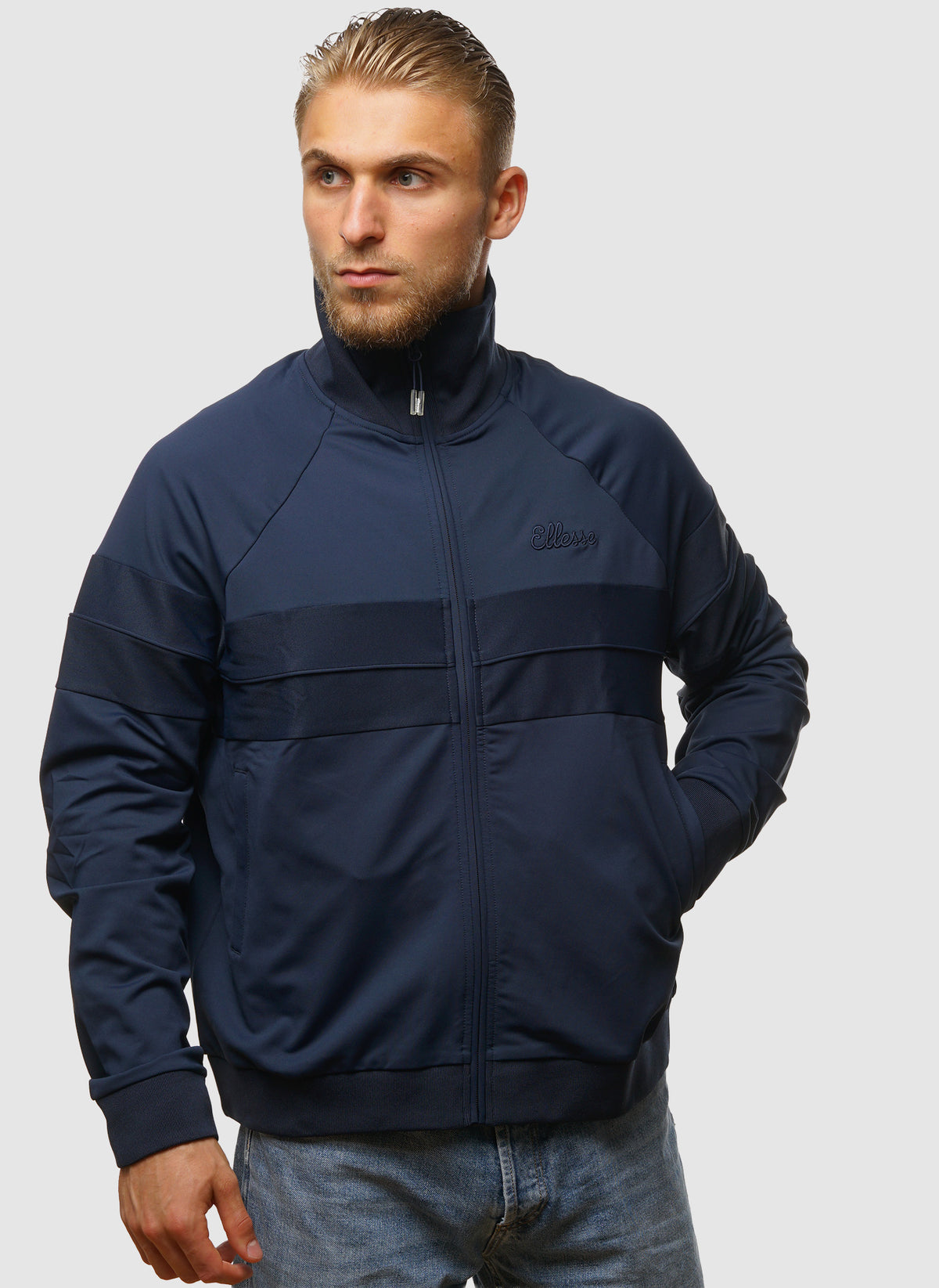 Carey Tracktop Navy – The Smart Dresser