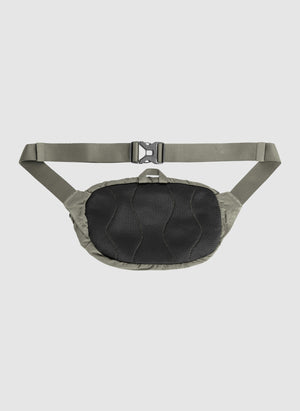 Lens Crossbody Umhängetasche - Silver Sage