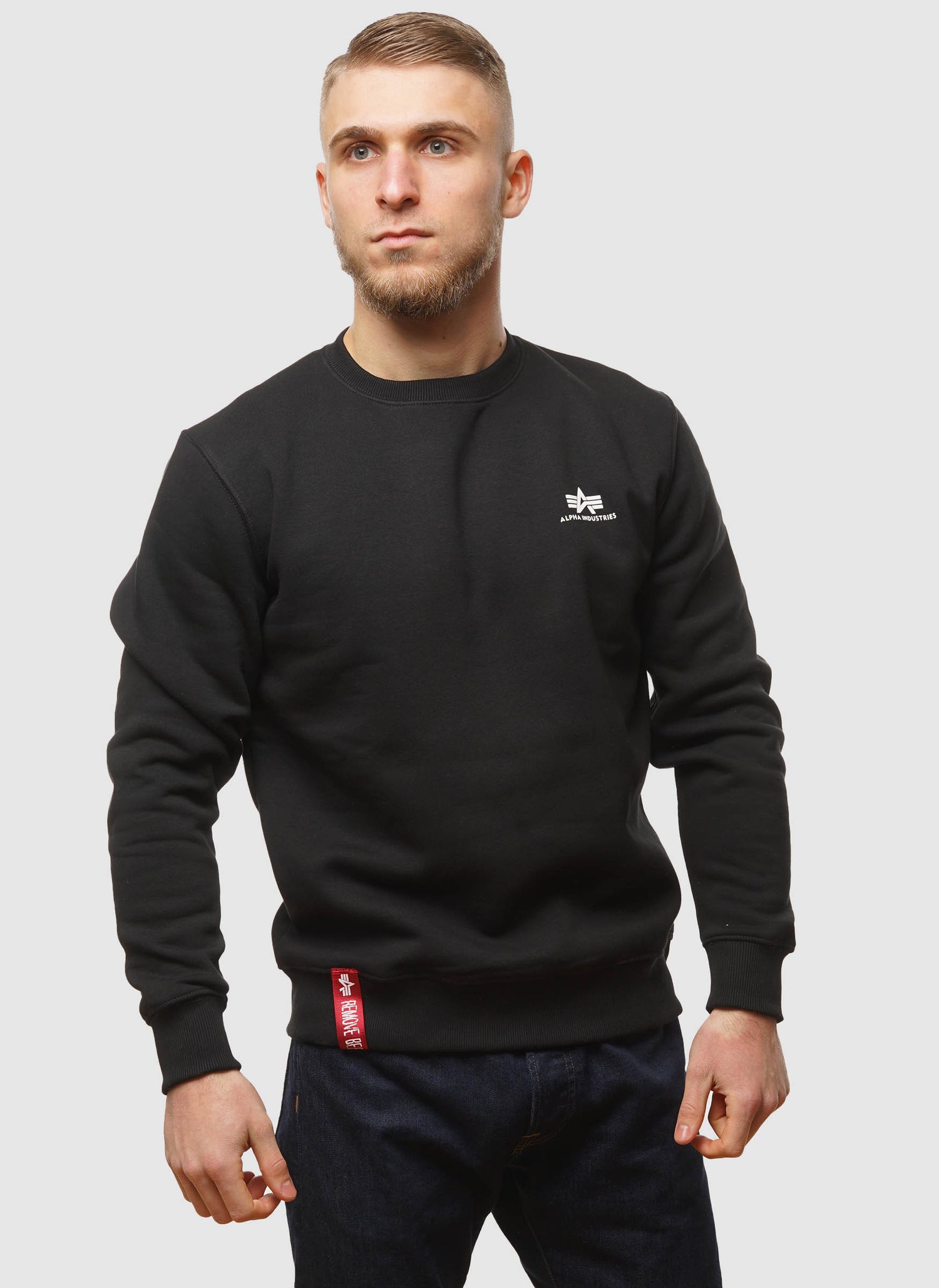 Basic Small Logo Sweatshirt - Black