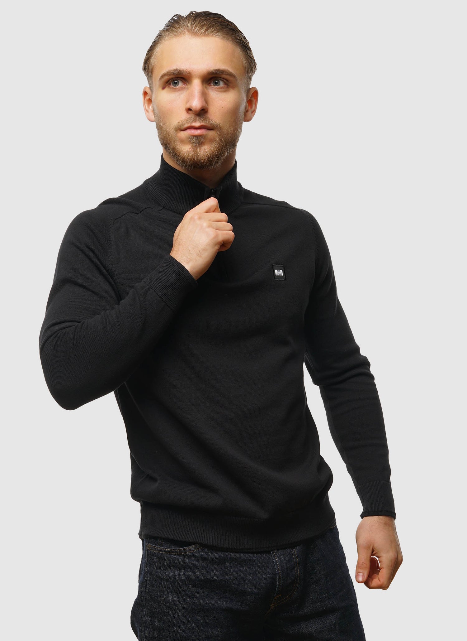 Pierre Knitted Quarter Zip - Black 