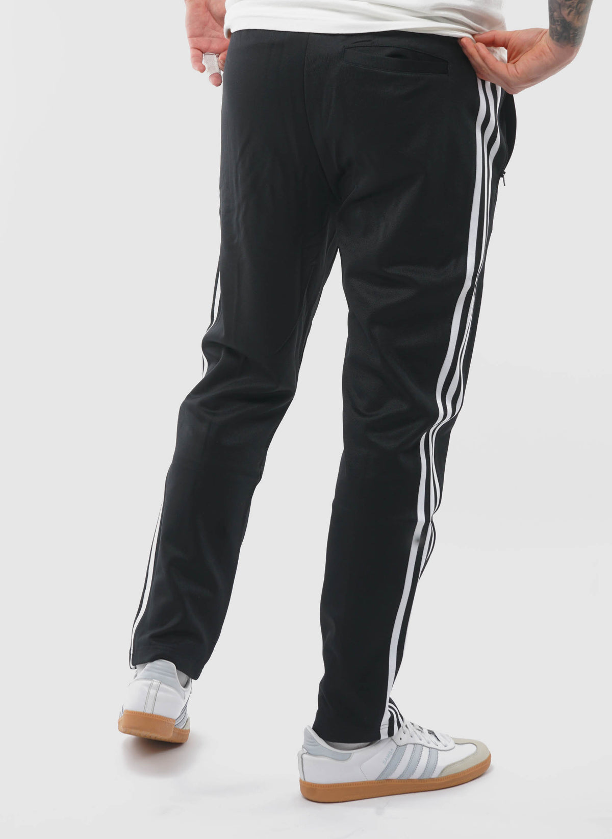 Classic Trackpant - Black/White
