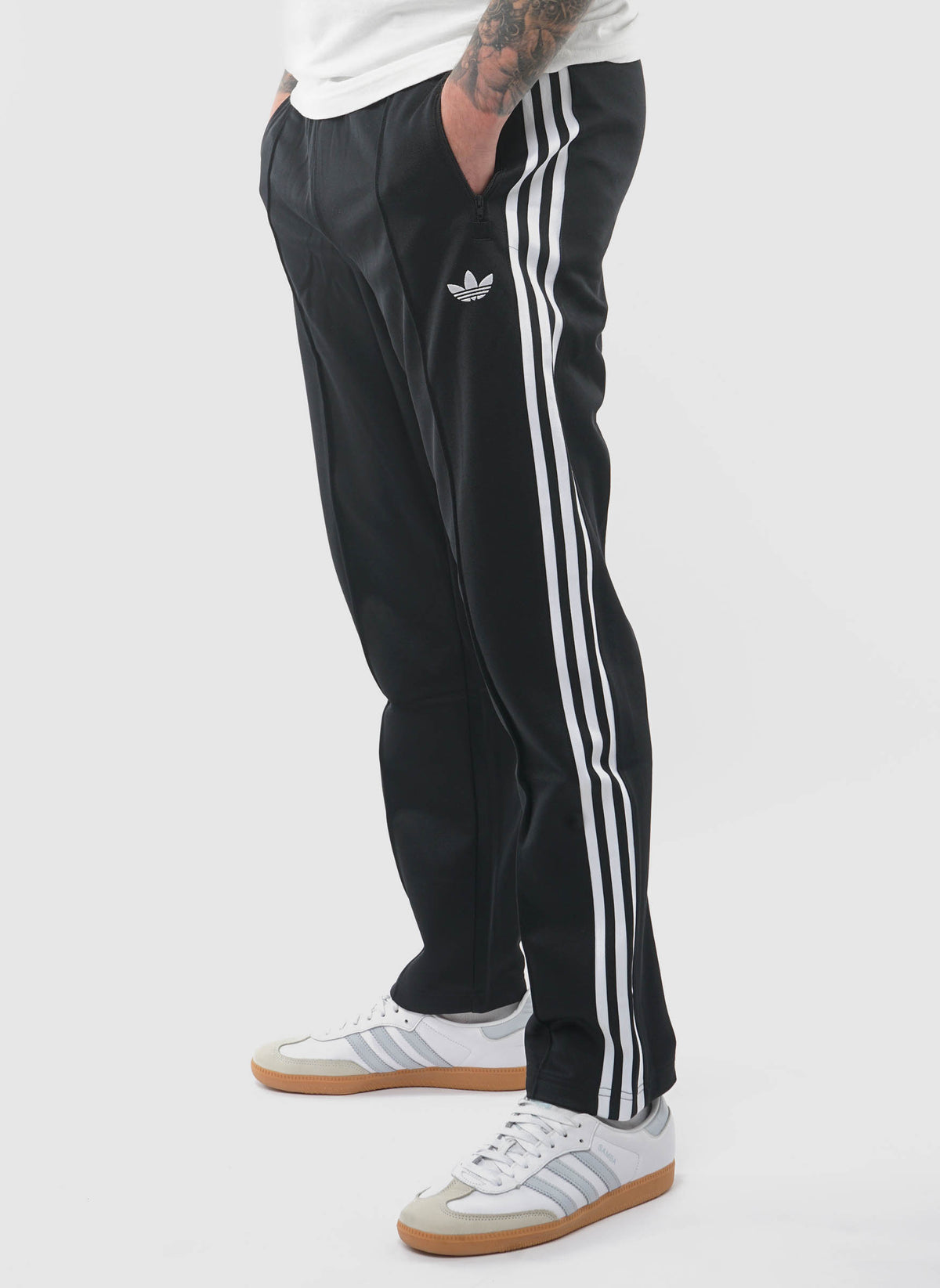 Classic Trackpant - Black/White