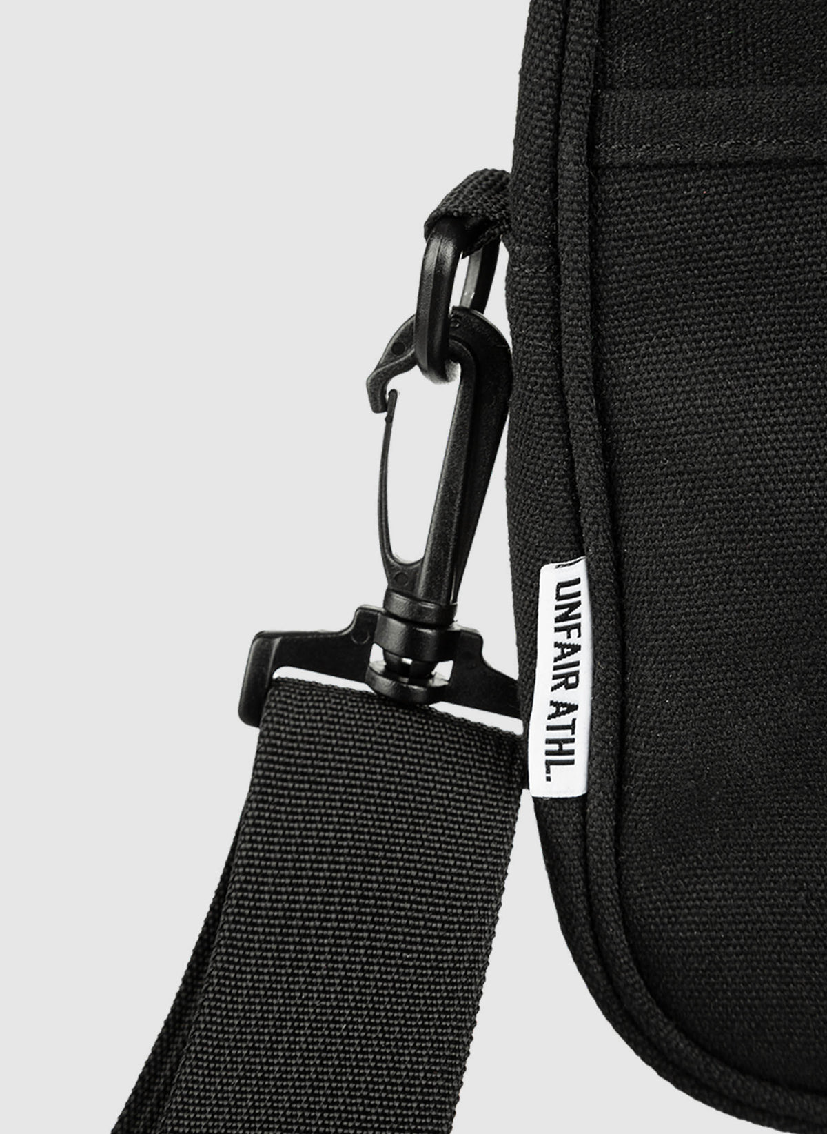 Curved Shoulder Bag - Black