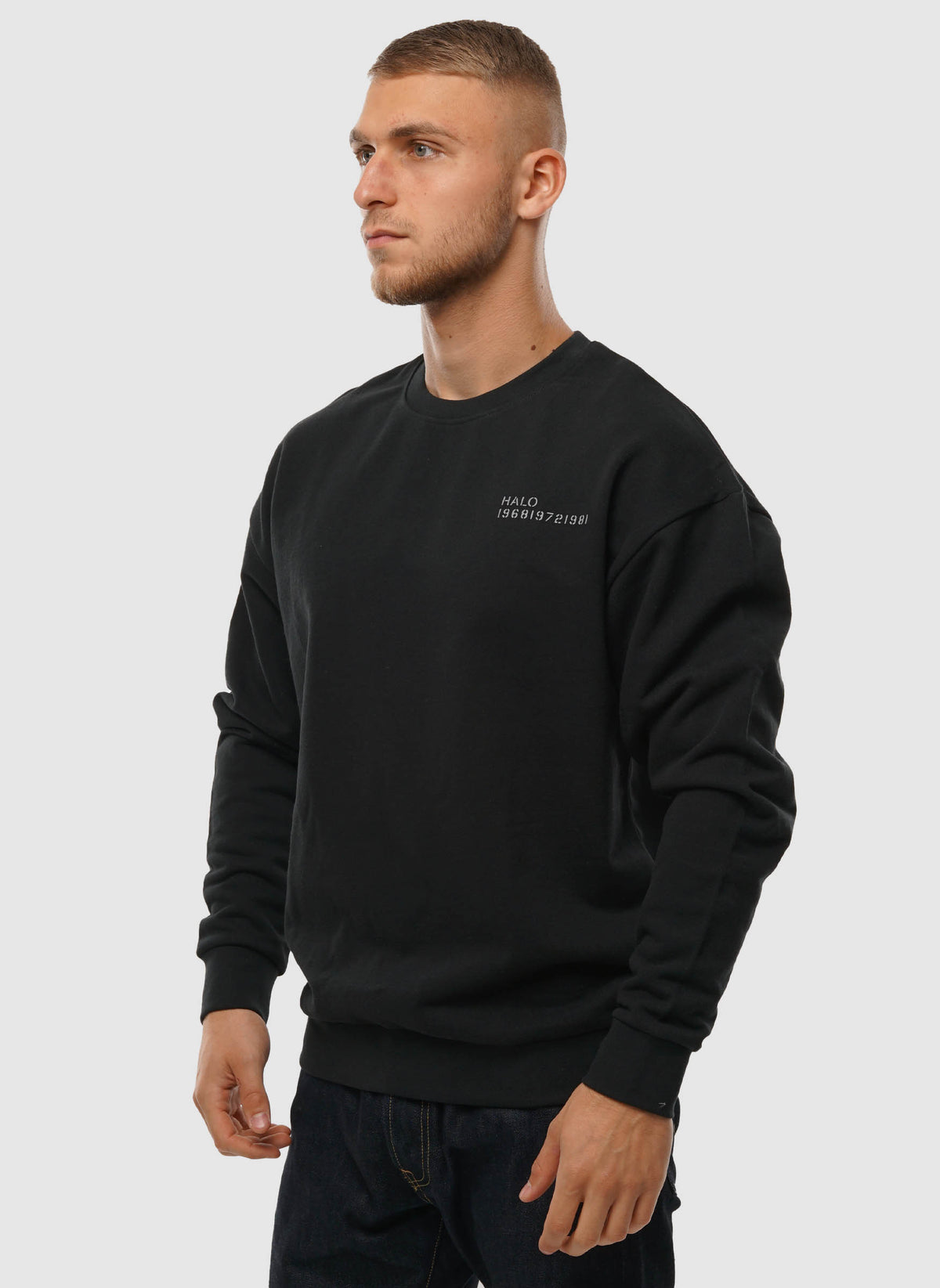Essential Crew Sweatshirt - Black