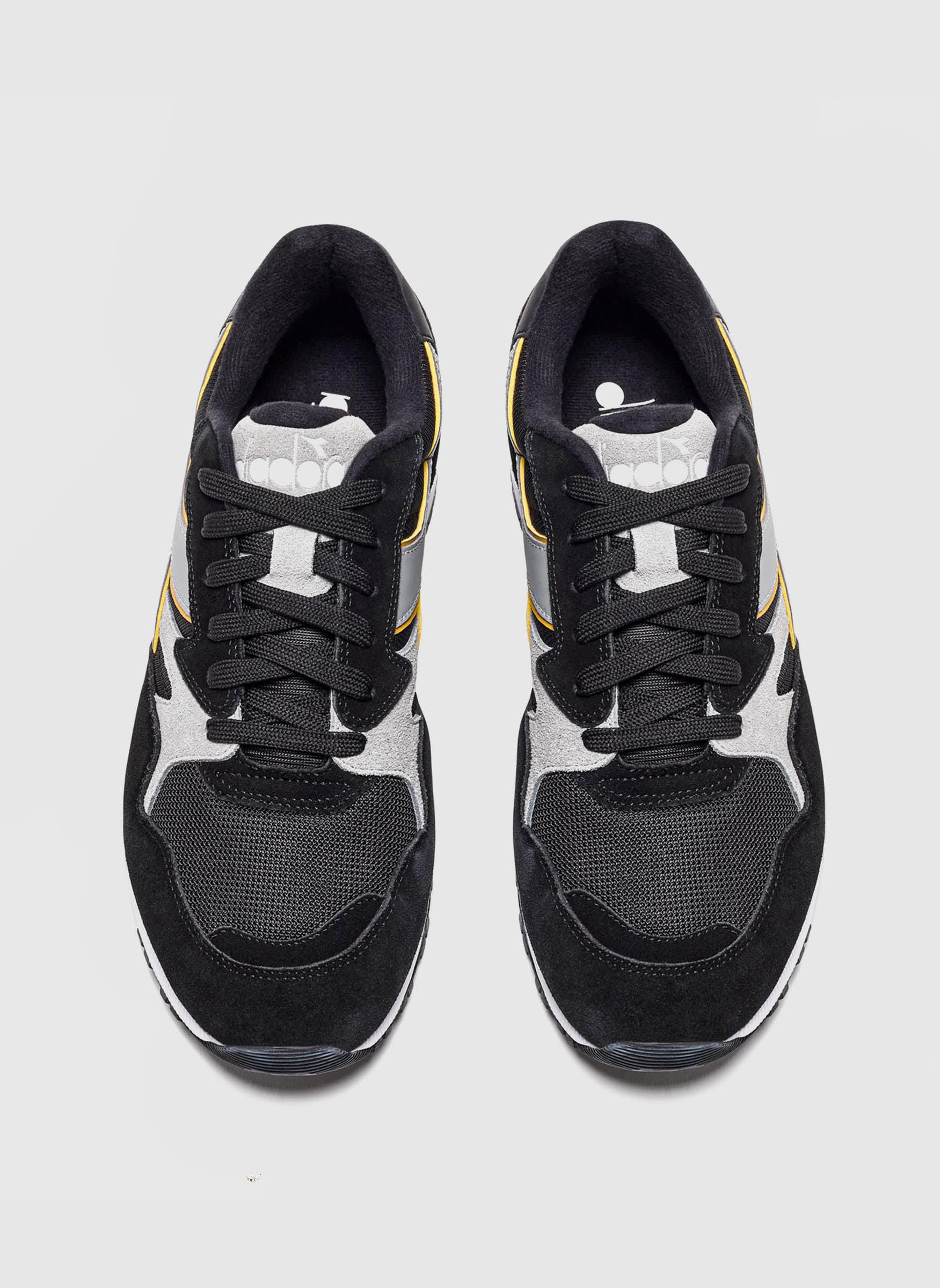 Diadora N902 Black Black