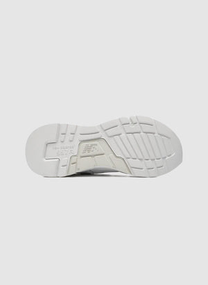 997R - White/White