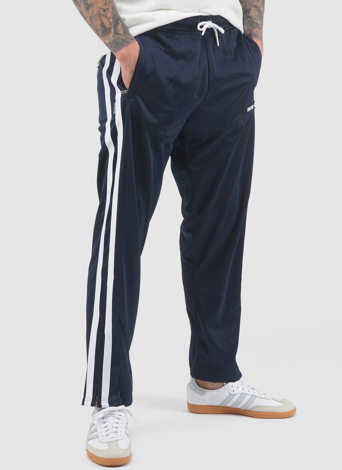DMWU Evolution Trackpants - Navy