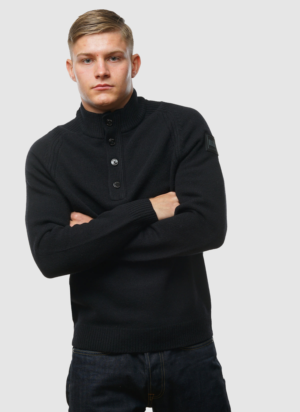 Castillos Knitted Quarter Neck - Black